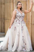Sydney’s Closet — Sweet Romance Bridal Boutique
