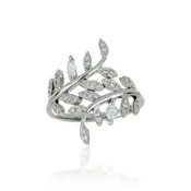 14k White Diamond Vine Ring