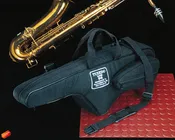 Alto Saxophone Gig Bag - Humes and Berg Tuxedo