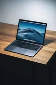 Ultra-Slim Carbon Fiber Case