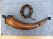 02-365 Cureton© Standard Medium Powder Horn