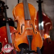 16" Krutz Artisan 750 Series A675 Viola with Case