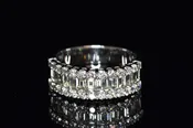 14Karat White gold Diamond band