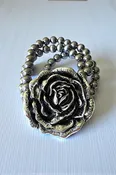 3D ROSE ACCENT TRIPLE LAYERED NAVAJO PEARLS STRETCH BRACELET