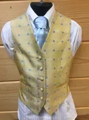 C 23 W 23 NW 14.5 Vest