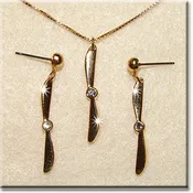 2 Bladed Prop Clear Gold Tone