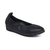 Aetrex Women's Brianna Ballet Flat Black
