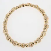 14KT Gold Collar With Diamonds