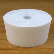 #10.5 DRILLED RUBBER STOPPER