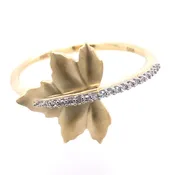 0.05 CTW Round Diamond Leaf Fashion Ring in 10K Yellow Gold