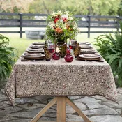 Acorn & Berries Tablecloth