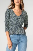 3/4 RUCHED SLEEVE V-NECK KNIT TOP