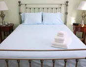Standard Queen PACKAGE - Queen Sheet Set &amp;amp; 2 Towel Sets