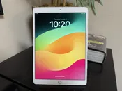 10.5 IPAD A1709 — Tamers