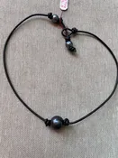 15mm Natural Pearl And Leather Choker/Miss Black