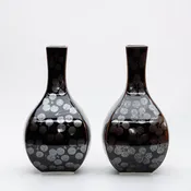 Arita Vase Set