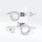 Diamond circles In-Between Ring