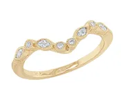 14K Y .17 CTTW DIAMOND CHEVRON MILGRAIN BAND