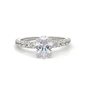 1 1/2 ctw oval diamond engagement ring with graduated diamond accents