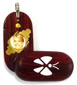 0005 Thin Butterfly Illusionist Locket Rosewood Burgundy