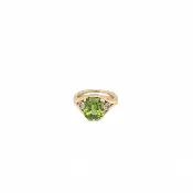 14k Burmese Peridot Ring — Jon Thomas Fine Jewelry