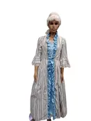 18th Century Colonial Woman Dress and Bonnet Costume