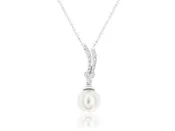 Diamond and Pearl Pendant Necklace