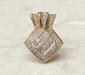 Invisible-Set Diamond Pendant — Wooldridge Jewelers