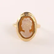 10KYG Vintage Profile Portrait Shell Cameo Ring