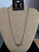 Necklace/earring set