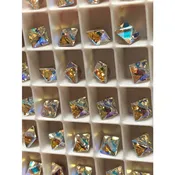 4418 Swarovski Pointy Pyramid Crystal Shimmer FS - 6mm 4pcs