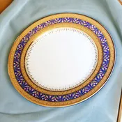 8" Benjarong Porcelain Plate – Thai Painted Rim