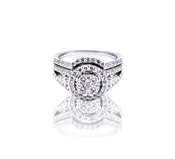 Pave Halo Bridal Engagement Ring Set