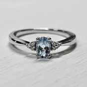 10k White Gold .43ctw Aquamarine and Diamond Ring