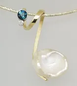 14k Yellow Gold Pendant with Pearl Cup, Tourmaline &amp; Diamond