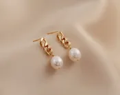 Assorted pearl earrings