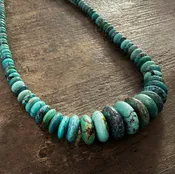 Graduated Hubei Turquoise Necklace
