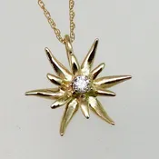 Edelweiss Pendant Large with Diamond