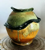 Ribbon Moon Jar 8 1/2″