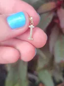 10k 0.4g “I” charm with CZs
