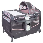 Deluxe II Nursery Center Playard
