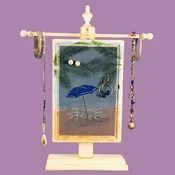 Hand-Painted Earring Holder – Beach Umbrella Design | Classic Series
