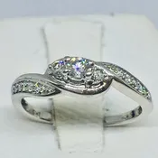 10k White Gold Ladies Diamond Engagement Ring