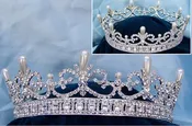 Adele Crown