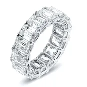1-Row Emerald Cut Diamond Anniversary Ring