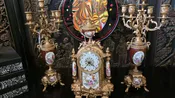 2 CANDELABRAS WITH CLOCK SET