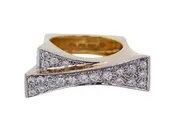 18K Gold Vintage Geometric Diamond Ring Size 6.25