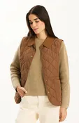 Amoreena Quilted Vest in Bison