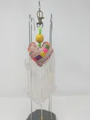 SMALL HEART WITH FRINGE WHITE