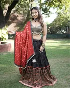 Black Chaniya Choli Set With Red Bandhani Dupatta
